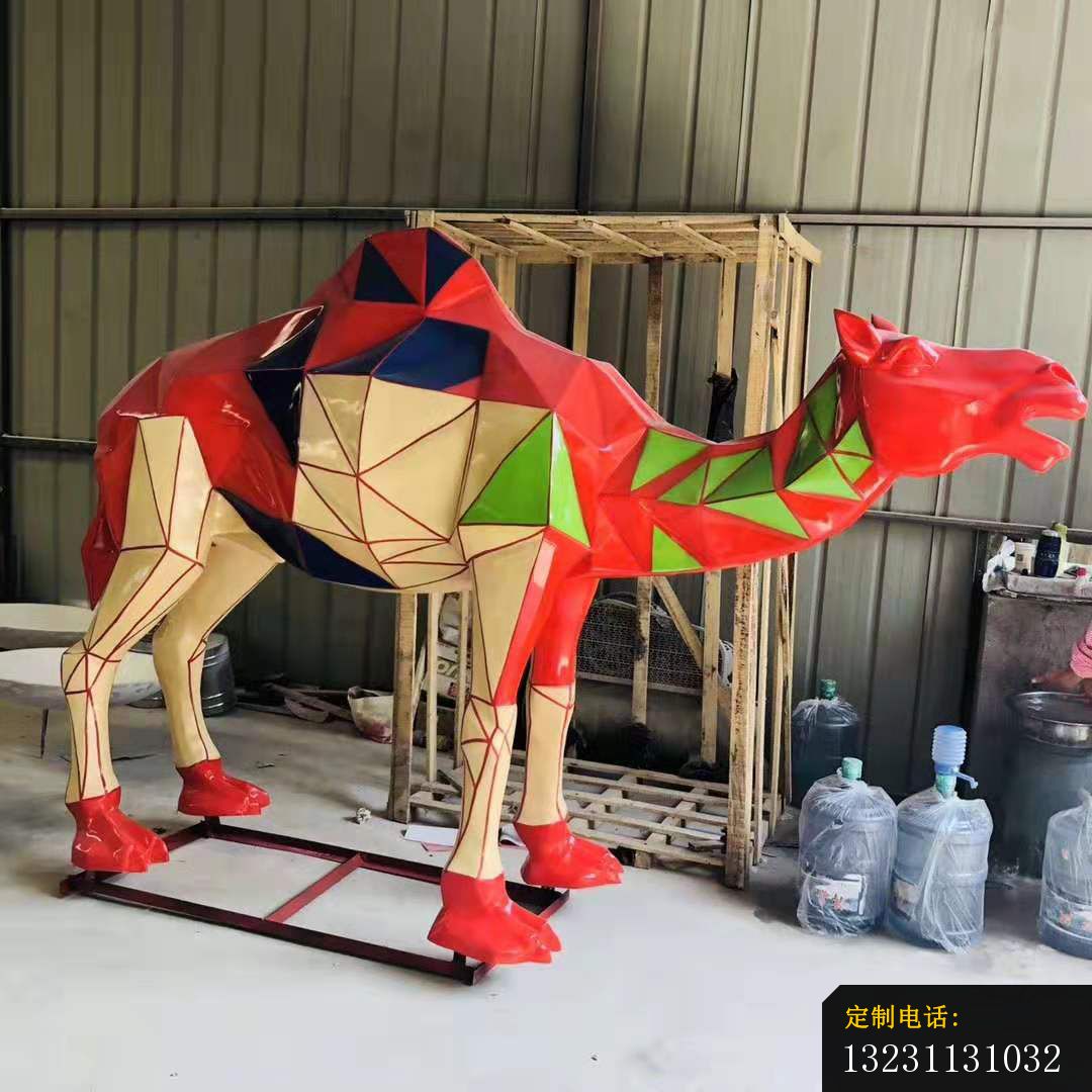 玻璃钢彩绘骆驼雕塑公园户外装饰摆件 (4)_1080*1080