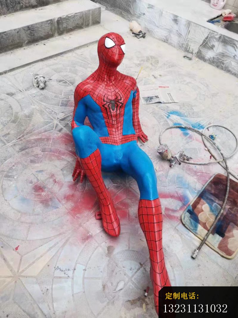 玻璃钢蜘蛛侠雕塑公园卡通人物雕塑 (2)_799*1066