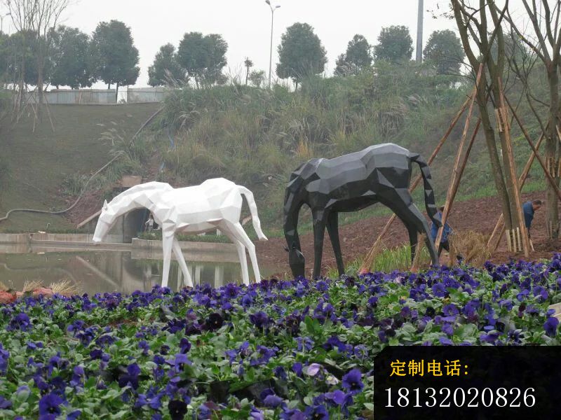 不锈钢抽象马雕塑，公园抽象马不锈钢雕塑_800*600