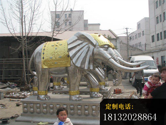 不锈钢大象雕塑，广场大象不锈钢雕塑_670*502