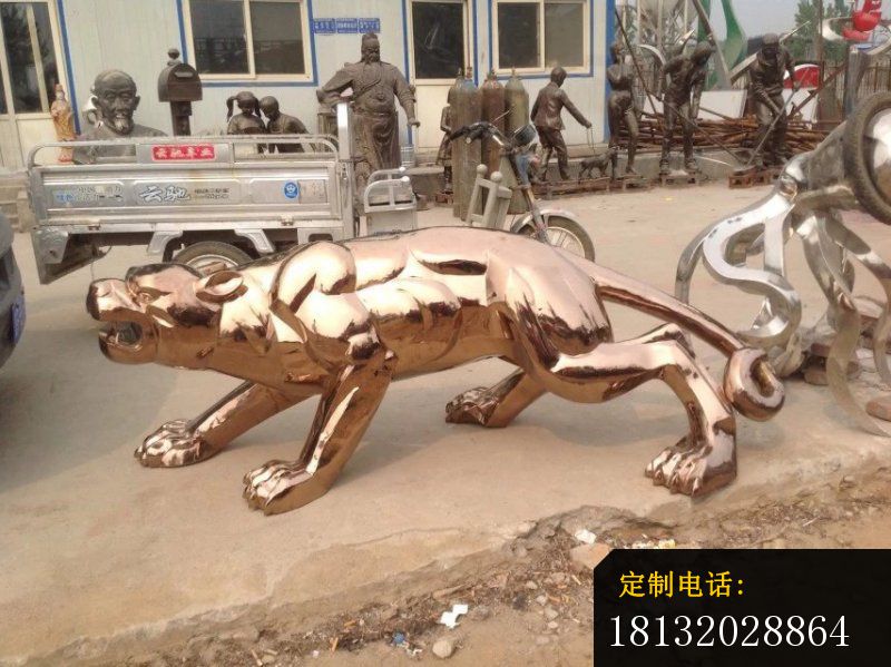 不锈钢豹雕塑，锻造不锈钢豹子_800*599