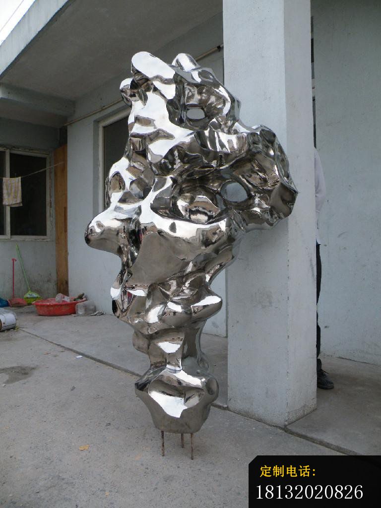 不锈钢融化雕塑抽象造型雕塑_768*1024