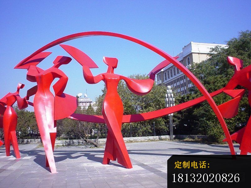 不锈钢跳舞雕塑抽象人物雕塑_800*600