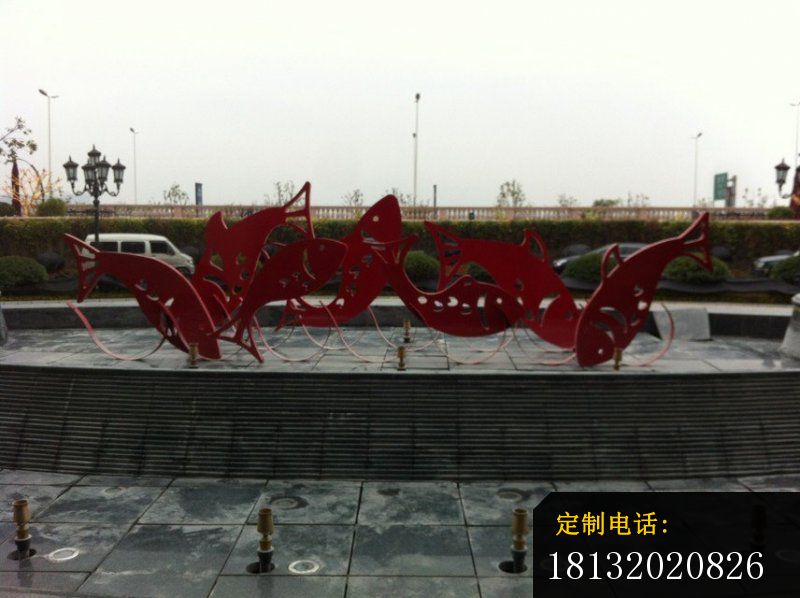 抽象小鱼雕塑广场不锈钢雕塑_800*598