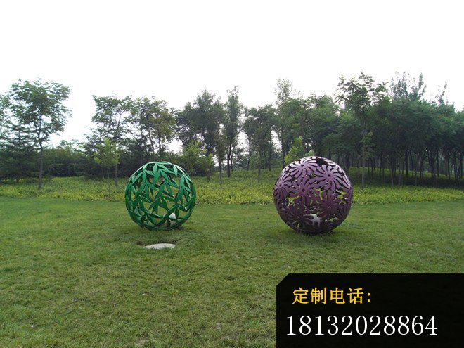 不锈钢镂空球，不锈钢镂空雕塑_660*495