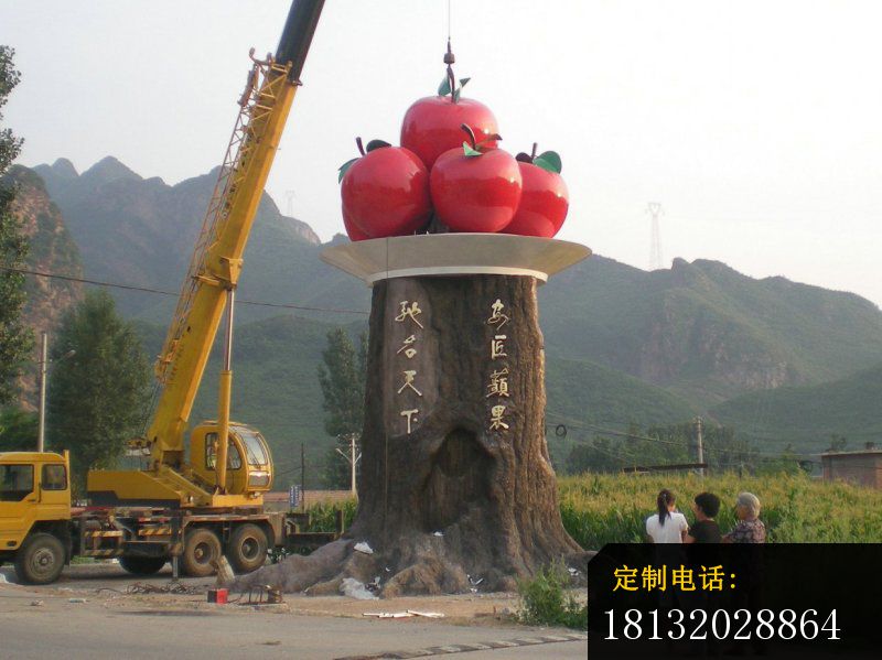不锈钢苹果，苹果造型雕塑_800*599
