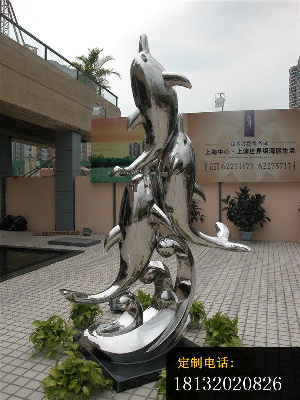 嬉戏海豚雕塑不锈钢动物雕塑_600*800