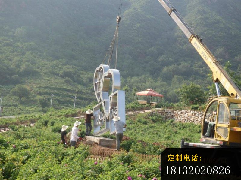 心连心爱情雕塑广场不锈钢景观雕塑 (2)_800*600