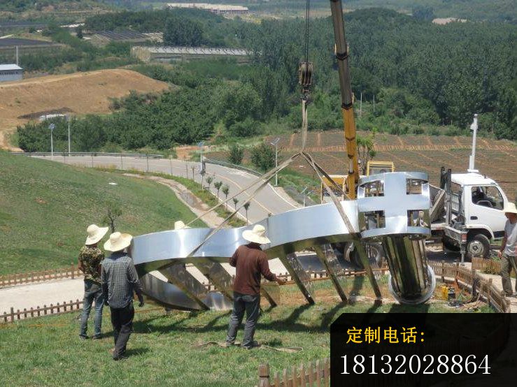 不锈钢竖琴雕塑，广场不锈钢树琴雕塑 (2)_739*554