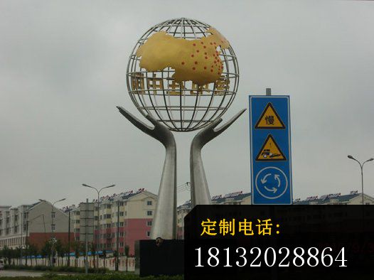 不锈钢托起明天雕塑，不锈钢广场雕塑_526*394