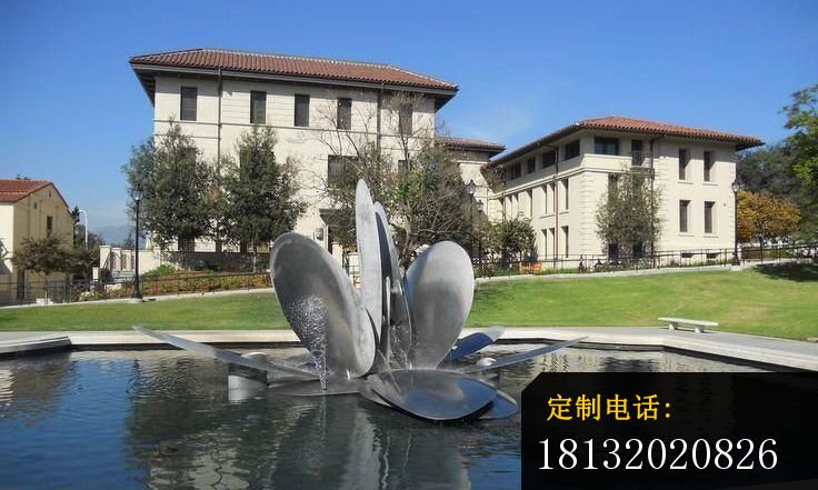 不锈钢抽象花朵喷泉公园景观雕塑_736*441