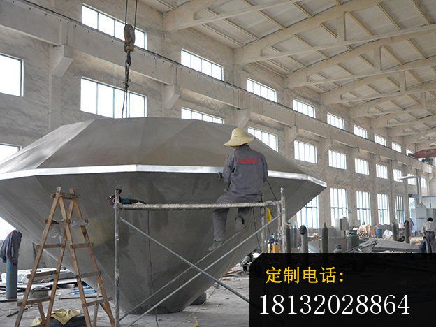 不锈钢钻石雕塑，不锈钢广场雕塑 (2)_624*468