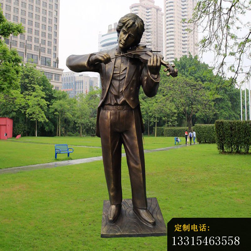 仿铜人物拉小提琴室外公园景观雕塑，玻璃钢仿铜人物雕塑_800*800