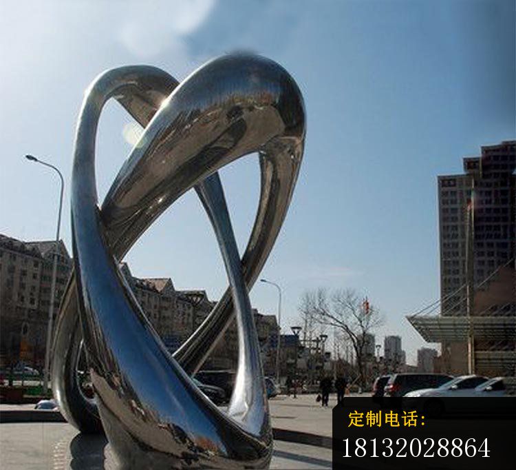 创意双环交叉广场景观雕塑，不锈钢雕塑_750*682