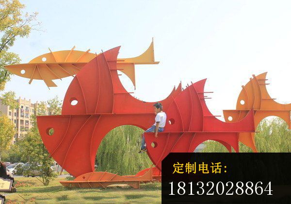 不锈钢抽象鱼公园动物雕塑_600*420