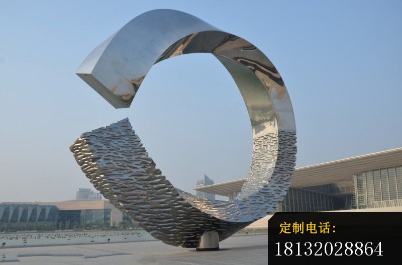 不锈钢抽象圆环雕塑  不锈钢广场景观雕塑_800*529