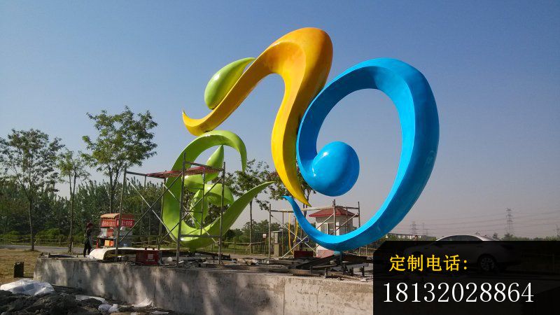 不锈钢抽象植物和人物雕塑 广场景观雕塑_800*450