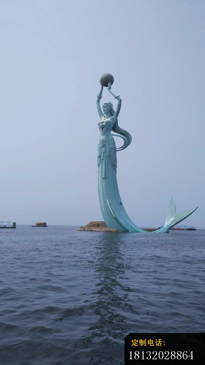 不锈钢大型美人鱼海边景观雕塑_680*1209