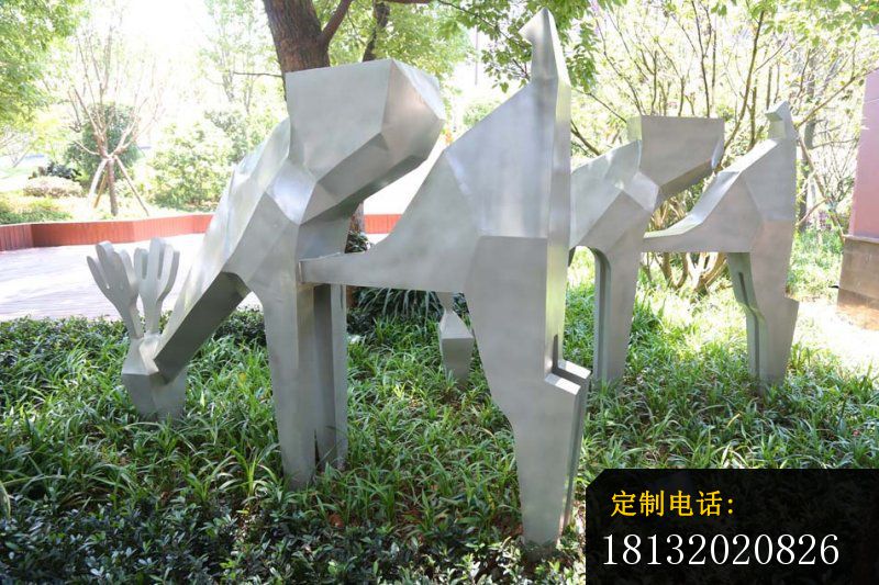 吃草的几何梅花鹿雕塑，不锈钢抽象动物雕塑 (4)_800*533