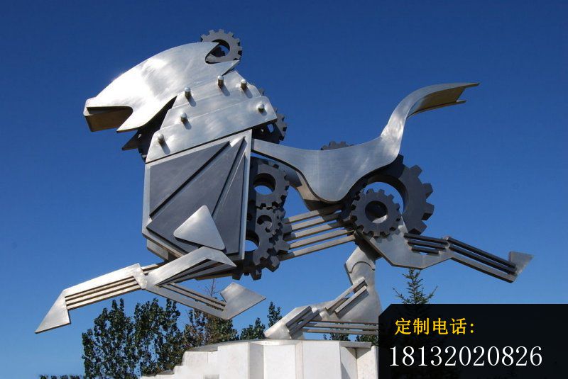 抽象机械马雕塑  不锈钢抽象雕塑  广场不锈钢雕塑_800*535