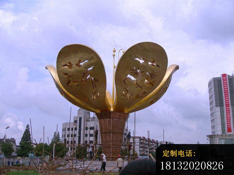 大型不锈钢花朵雕塑，城市景观雕塑_800*600