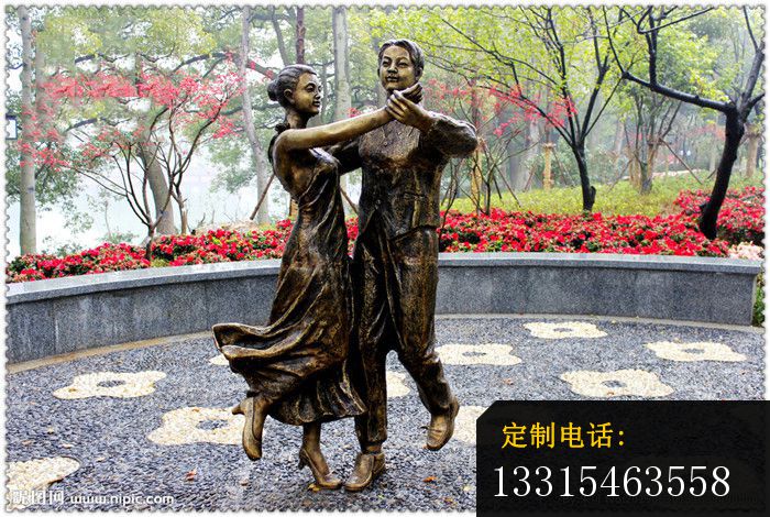 跳舞的人物铜雕，街边人物铜雕_700*470
