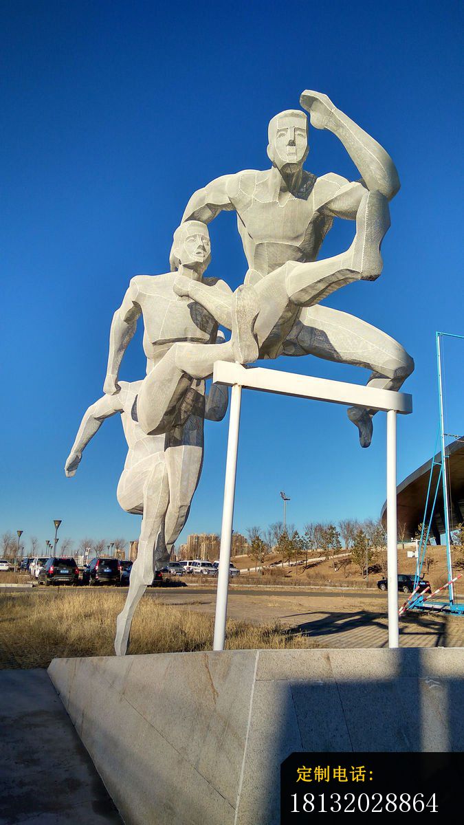 不锈钢跨栏运动员雕塑，广场不锈钢雕塑_675*1200