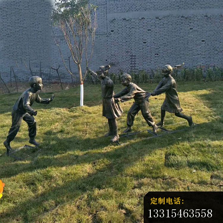 玩老鹰捉小鸡的儿童铜雕公园人物铜雕 (2)_750*750