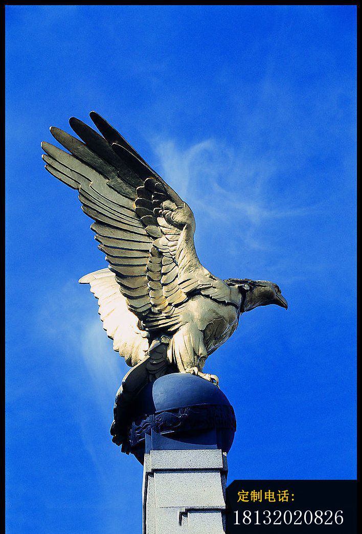 展翅的雄鹰雕塑  不锈钢动物雕塑  广场景观雕塑_708*1044