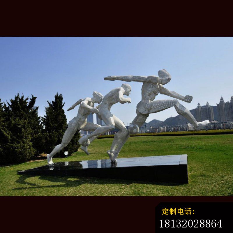 不锈钢踢足球人物雕塑 抽象人物雕塑_800*800