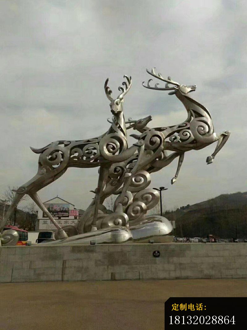 不锈钢祥云梅花鹿广场不锈钢雕塑_800*1066