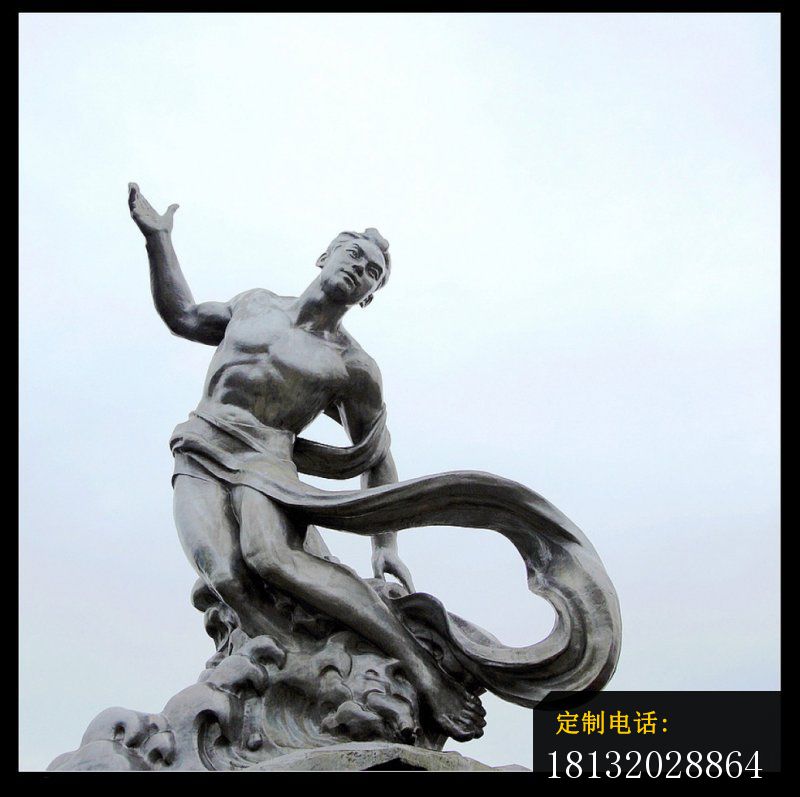不锈钢站在浪花上的男人雕塑，公园不锈钢雕塑_800*797
