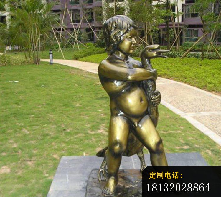 抱着鹅的男孩雕塑，城市景观雕塑_750*671