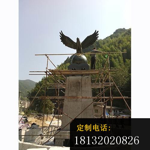 老鹰踩地球雕塑  不锈钢雄鹰雕塑_500*500