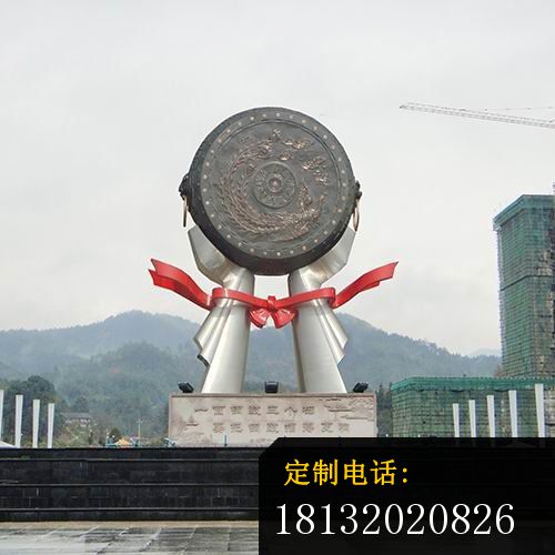 双手托大鼓雕塑 广场不锈钢雕塑_500*500
