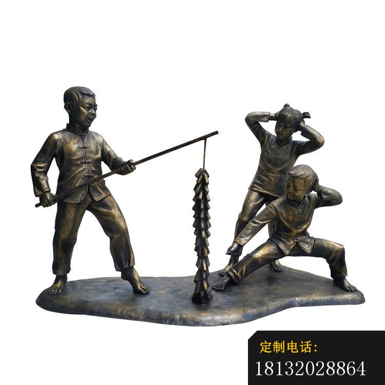 公园景观雕塑，放鞭炮的人物雕塑_750*750