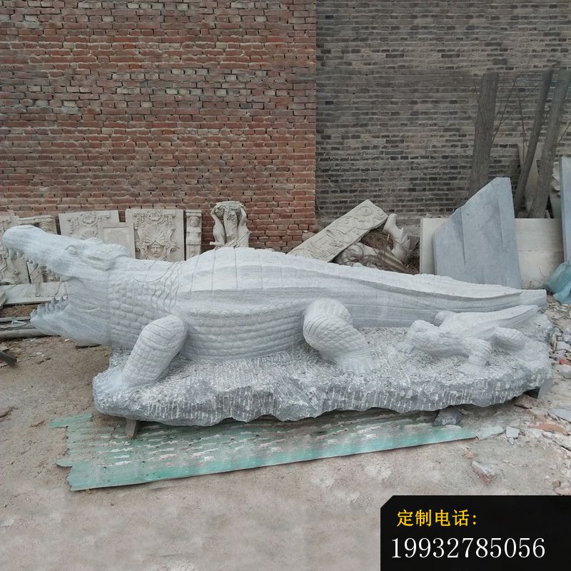 鳄鱼石雕，青石动物雕塑 (1)_800*800