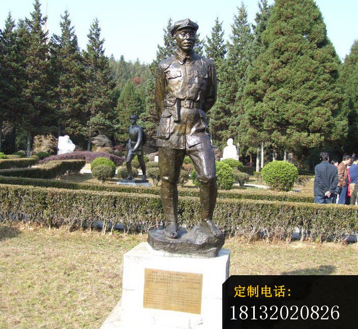 铜雕解放军战士    广场纪念人物_704*648