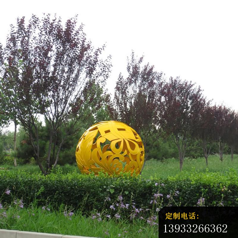 公园黄色不锈钢镂空球雕塑_800*800