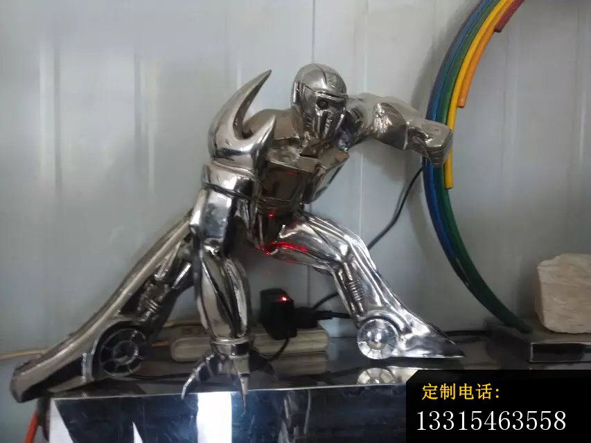 不锈钢机器人雕塑，不锈钢雕塑_853*640
