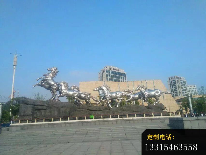 不锈钢八匹马战争 公园仿真动物雕塑_853*640