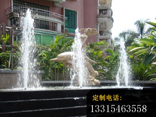 不锈钢海豚喷泉，广场海豚喷泉雕塑_600*450