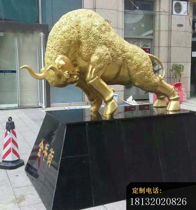 铜雕贴金黄牛    企业招财动物雕塑_750*800