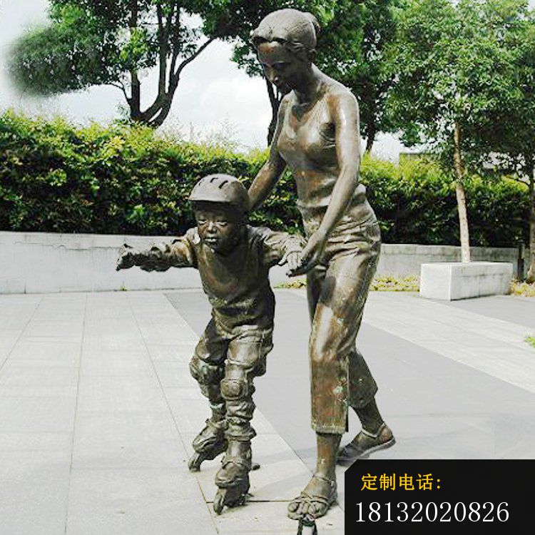 铜雕玩滑冰鞋    广场人物雕塑 (2)_750*750