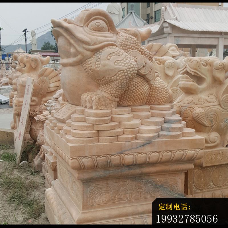 晚霞红金蟾雕塑，招财进宝石雕_800*800