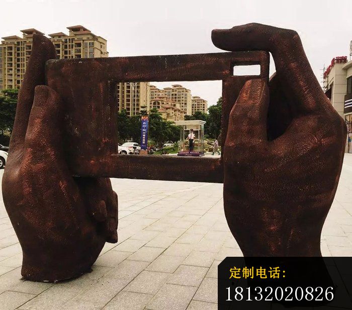铜雕相机拍照     广场景观雕塑_700*617