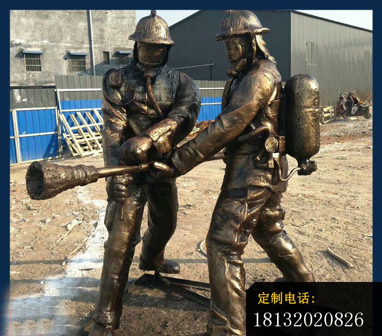 铜雕消防员灭火   公园人物雕塑_750*659