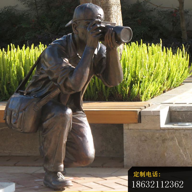 摄影人物雕塑，公园景观人物铜雕_800*800