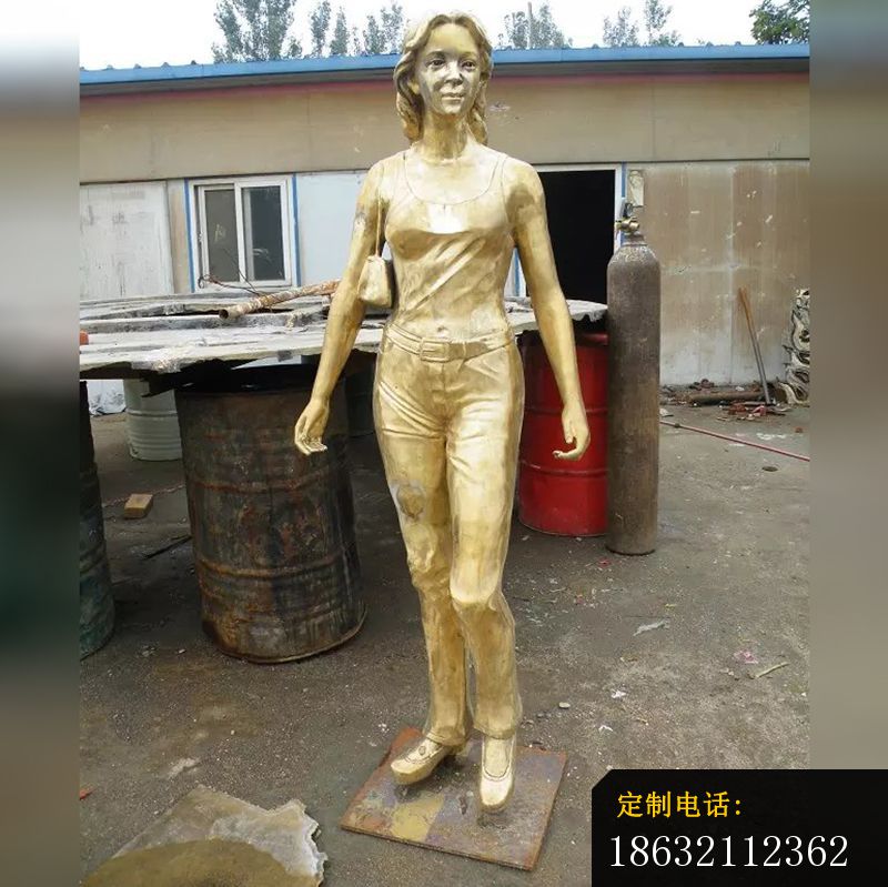 现代人物铜雕，广场人物雕塑 (4)_800*799