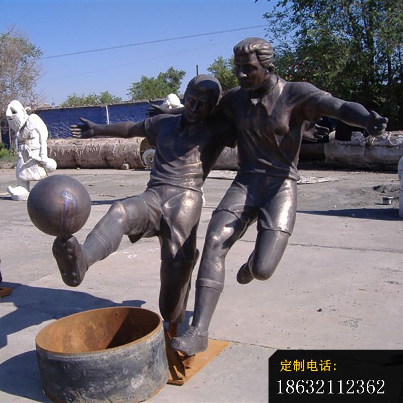 铜雕公园踢足球运动员人物雕塑_800*800